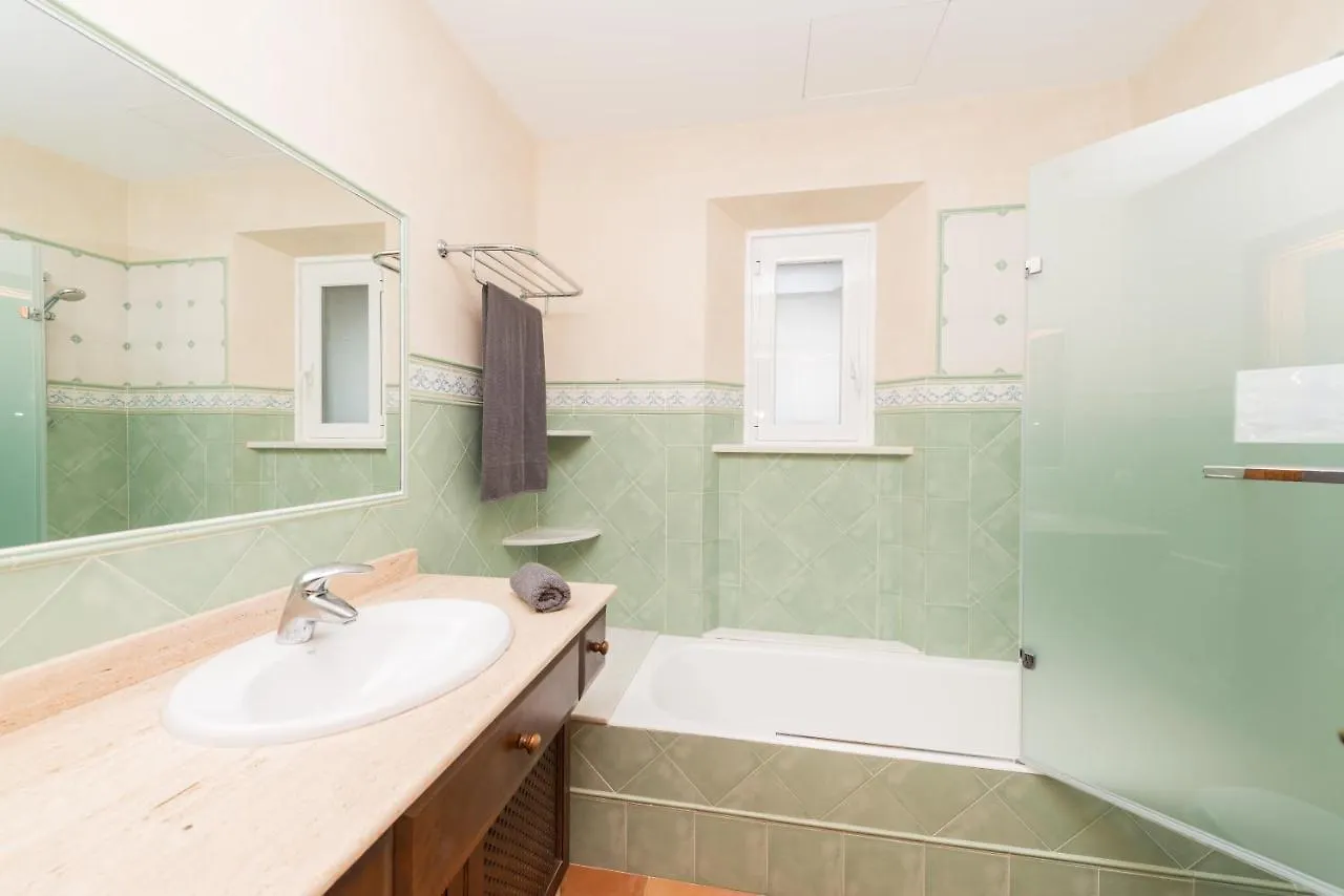 Villa Son Parera 穆罗